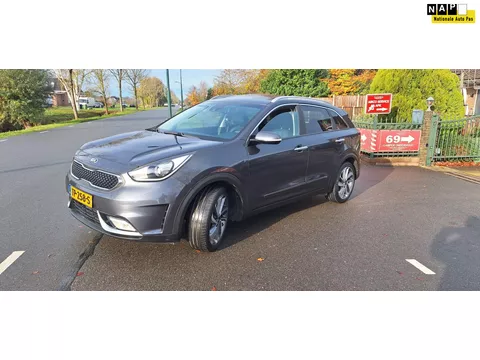 Kia Niro 1.6 GDi Hybrid Design Edition Camera, Cruise, Navi
