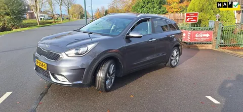 Kia Niro 1.6 GDi Hybrid Design Edition Camera, Cruise, Navi
