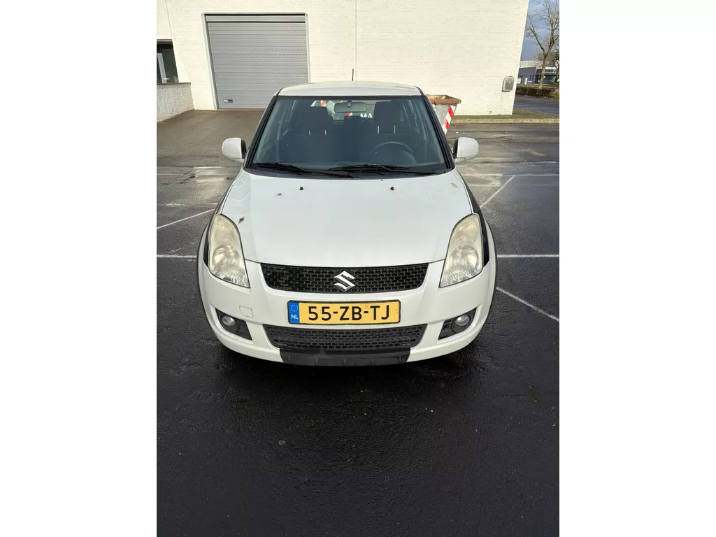 Suzuki Swift 1.3 Shogun