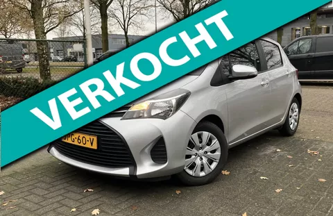 Toyota Yaris 1.0 VVT-i Aspiration lIVE2 Airco Grootscherm, 4 seizoenbanden