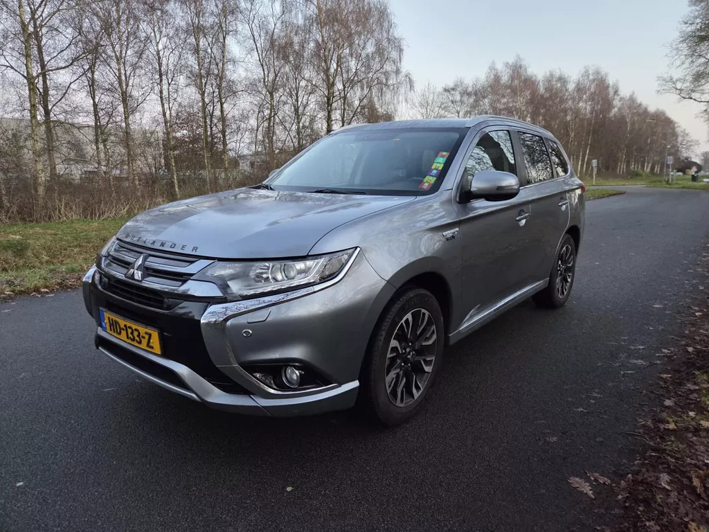 Mitsubishi Outlander 2.0 PHEV Executive Edition