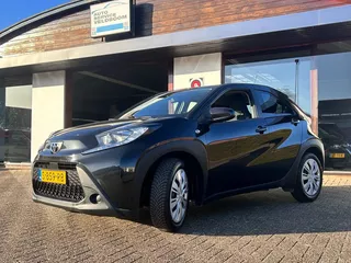 Toyota Aygo X 1.0 VVT-i MT Play