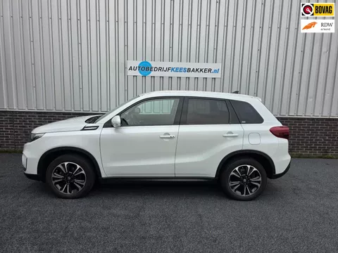 Suzuki VITARA 1.5 Hybrid Select / Panodak / Stoelverwarming / afn.Trekhaak
