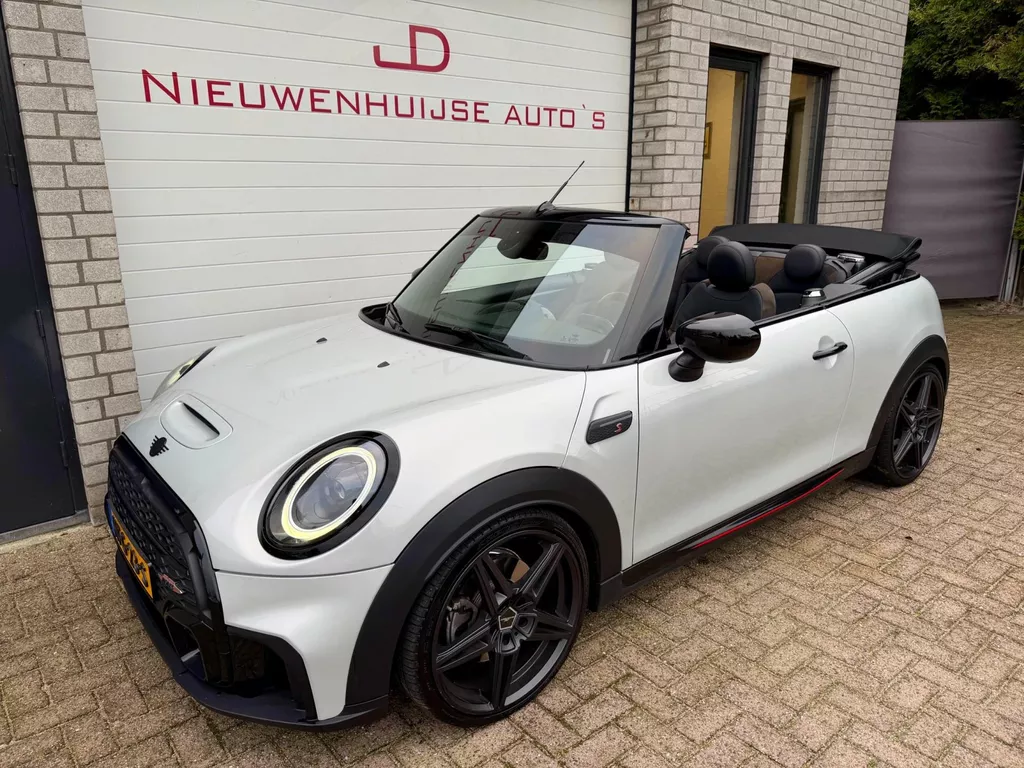 Mini Mini Cabrio 2.0 Cooper S JCW Resolute Edition, fabrieksgarantie!