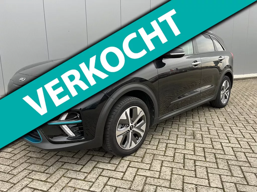 Kia E-Niro ExecutiveLine 64 kWh/ 12900 netto