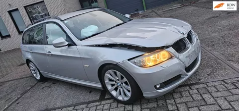 BMW 3-serie Touring 320d High Executive aut rijdbare schade
