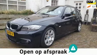 BMW 3-serie Touring 318i M Sport Edition Automaat / Dubbel Elektrisch Panoramadak / Ledereninterieur en 100 % top onderhouden