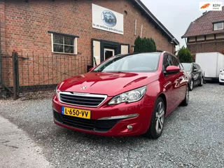 Peugeot 308 1.2 PureTech Allure ( Navigatie + Cruise controle + Climate controle )