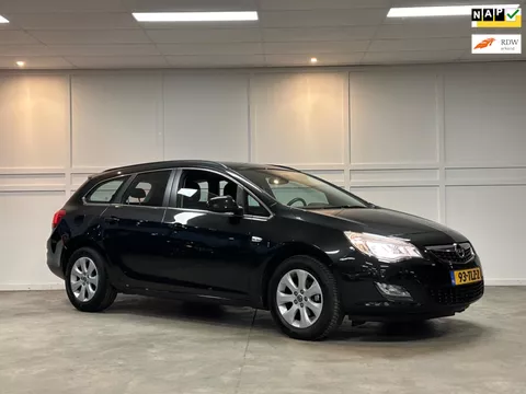 Opel Astra Sports Tourer 1.4 Turbo Business Edition / 2012 / Cruise / Trekhaak
