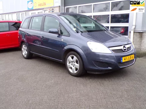 Opel Zafira 1.8 Executive