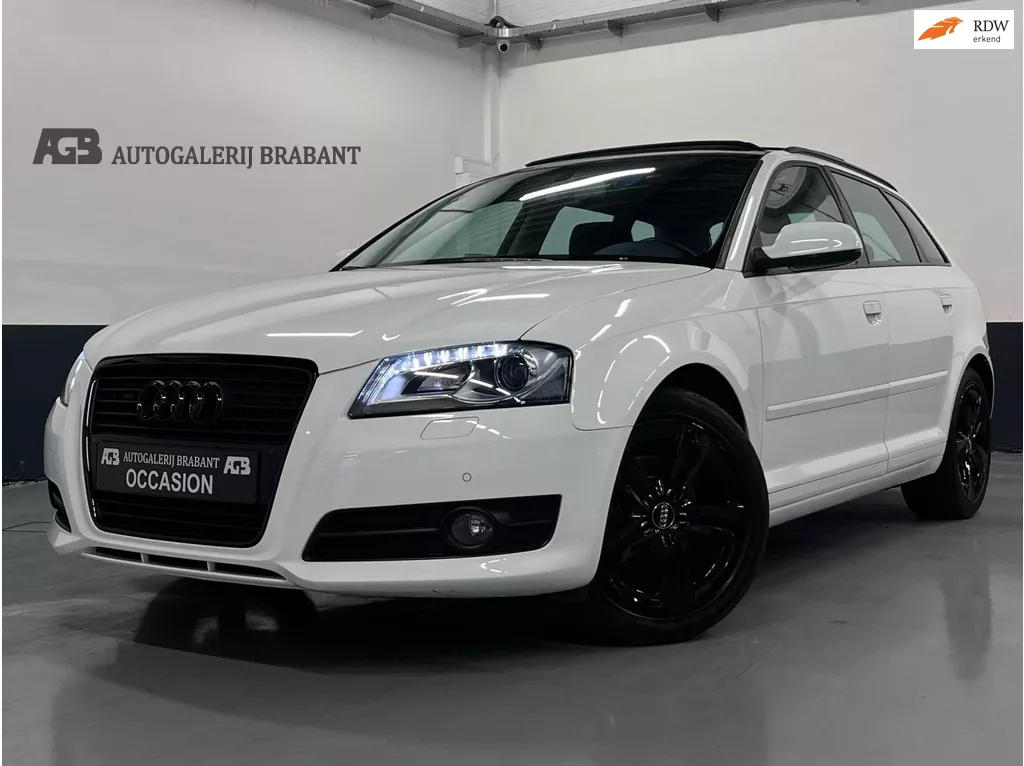 Audi A3 Sportback 1.2 TFSI Ambition Pro Line Pano/Climate/Stoelverw