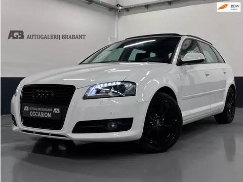 Audi A3 Sportback 1.2 TFSI Ambition Pro Line Pano/Climate/Stoelverw