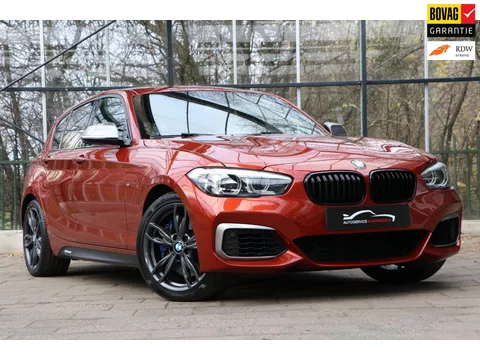 BMW 1-serie M140i xDrive High Executive / Leder / LED / Rijklaarprijs! / 12mnd Bovag garantie!