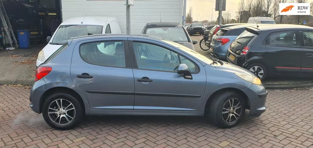 Peugeot 207 1.4-16V XR, AIRCO,