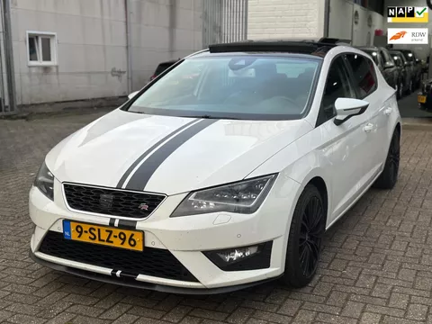 SEAT Leon 2.0 TDI FR Business Sport BJ: 2013 Pano Line Assist Led Leder Navi Stoelverw.