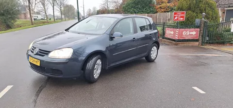 Volkswagen Golf 1.6 FSI Turijn