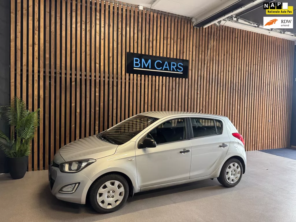 Hyundai I20 1.2i Business Edition Airco, Nieuwe APK
