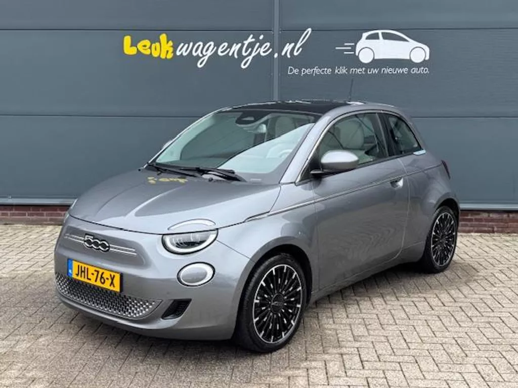 Fiat 500 e La Prima 42 kWh *pano-dak *meest luxe uitvoering