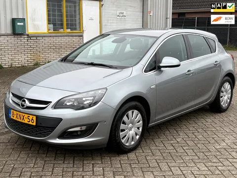 Opel Astra 1.6 CDTi 110 PK 6 BAK Bj 2014 Euro6 Design 1e Eig Weinig Km,s 72.890 Airco Leder Cruise Pdc Led Park Assist Elec.Pakket