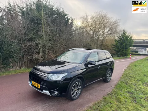 Mitsubishi Outlander 2.0 PHEV Instyle X-Line|Pano|Leder|Luxe|