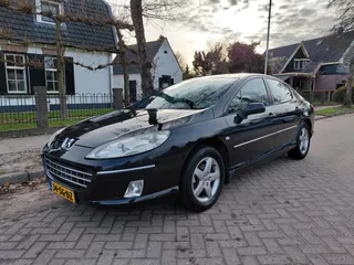 Peugeot 407 1.8-16V XT