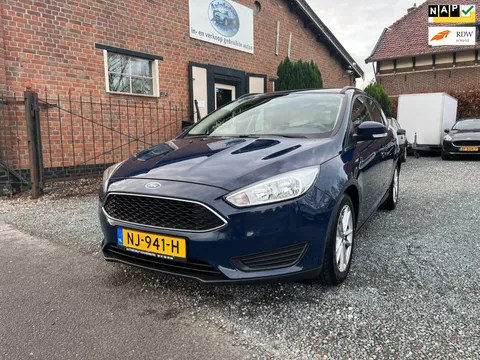 Ford Focus Wagon 1.0 Trend ( Airco + Navigatie + Cruise controle + Trekhaak )