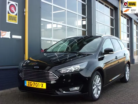 Ford Focus Wagon 1.0/125 pk Titanium Full Options