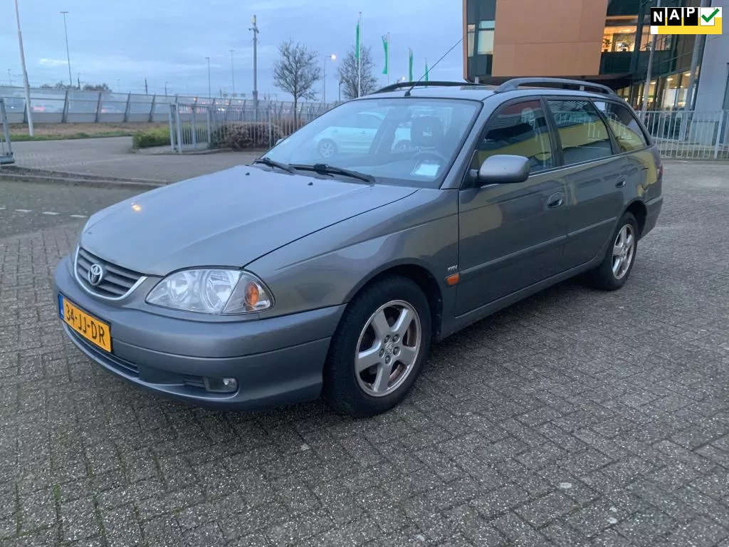 Toyota Avensis Wagon 1.8-16V Linea Luna Grijs 2002 Airco