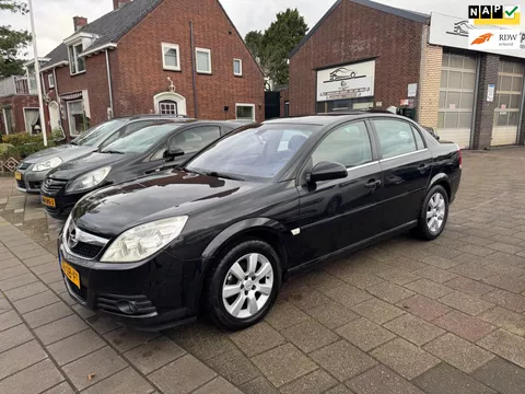 Opel Vectra 1.8-16V Cosmo