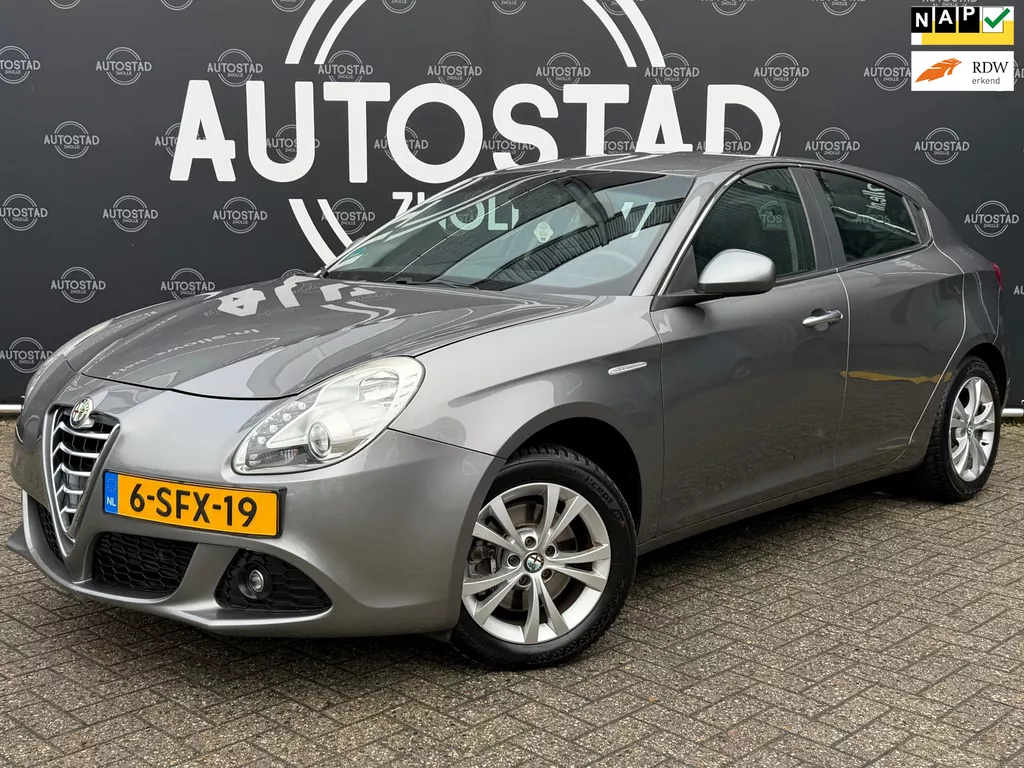 Alfa Romeo Giulietta 1.4 T Distinctive Automaat/NL-Auto/NAP/APK/Airco