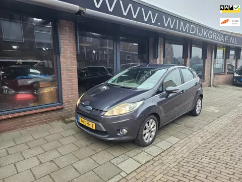 Ford Fiesta 1.25 Ghia , luxe uitvoering !