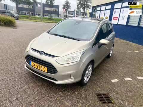 Ford B-Max 1.0 EcoBoost Titanium