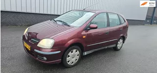 Nissan Almera Tino 1.8 Visia