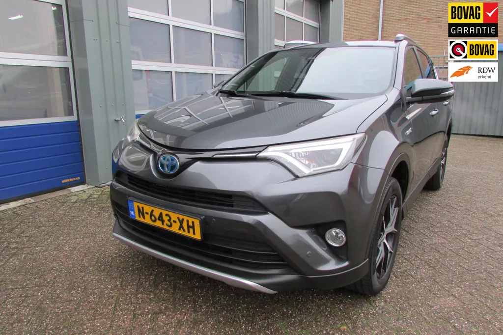 Toyota RAV4 2.5 Hybrid Style I Navigatie I Stoelverwarming I Camera I Rijklaar!