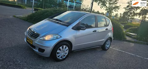 Mercedes-Benz A-klasse 150 Classic airco automaat MET DEFECT EN SCHADE PRIJS VAST
