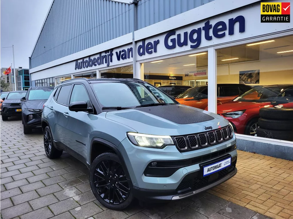Jeep Compass 4xe 240 Plug-in Hybrid Electric S / Park. sen / Camera / Apple Carplay & Android Auto /