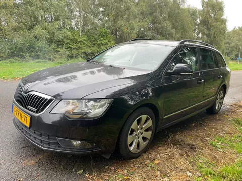 Skoda Superb Combi 1.6 TDI Active Business