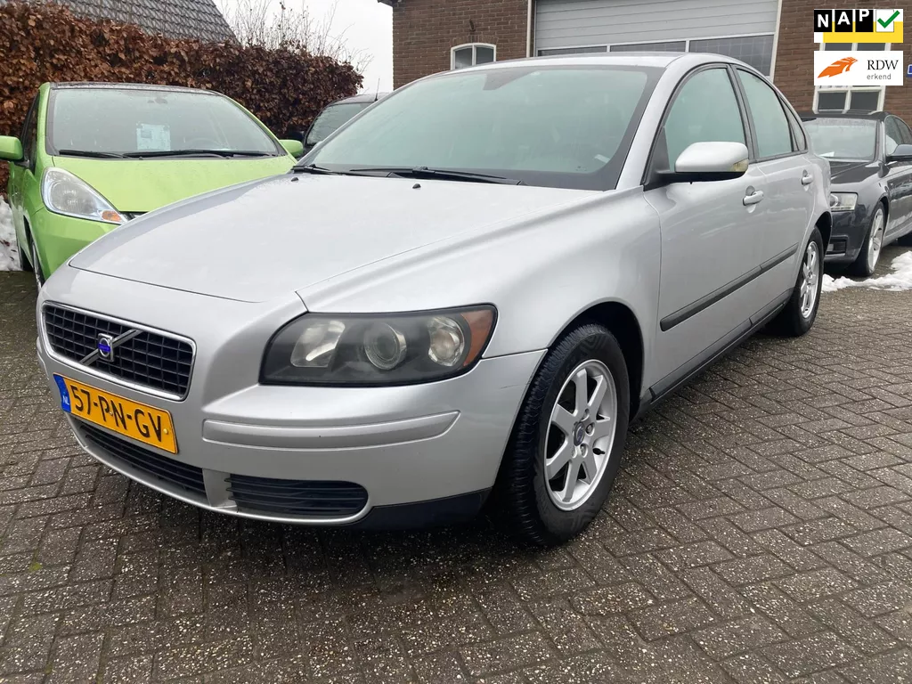 Volvo S40 1.8 Kinetic Bj 2004, Clima, Cruise , APK TOT 01-2027 inruil is mogelijk
