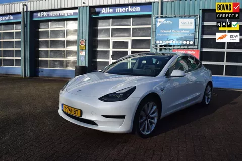 Tesla Model 3 Standard RWD Plus 60 kWh
