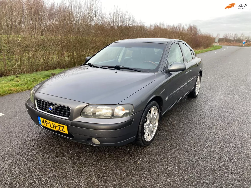 Volvo S60 2.4 D5 Edition , Nieuwe apk,Inruil mogelijk!