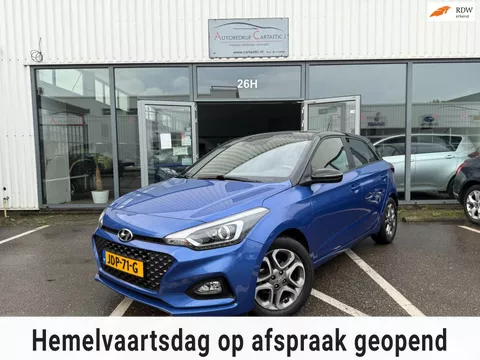 Hyundai i20 1.2 Premium | CARPLAY | PARKEERSENSOREN | CRUISE CONTROL | CAMERA | DEALER ONDERHOUDEN | APK |