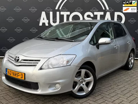 Toyota Auris 1.6 Aspiration NL-Auto / NAP / APK / Airco / Trekhaak