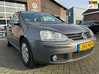 Volkswagen GOLF V 1.4 Optive. 3-Deurs. 82.000 KM. 2 de eigenaar.
