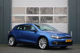 Volkswagen Scirocco 1.4 TSI DSG 161pk Clima/Cruise/Stoelverwarming/Bi-Xenon/PDC/Leder/RadioCD.AUX/18"LM/GoedOnderhouden/84.852km