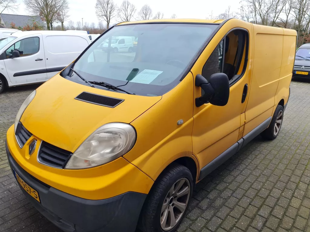 Renault Trafic 2.0 dCi T27 L1H1 Générique airco