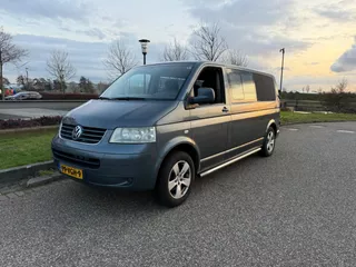 Volkswagen Transporter 2.5 TDI 340 Highline Caravelle DC * NAP *