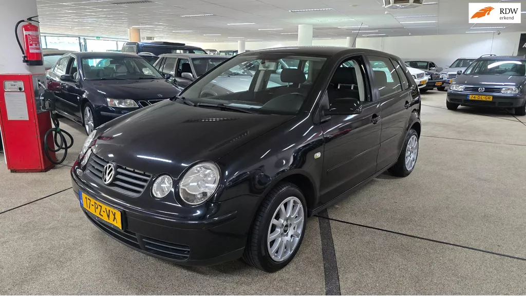 Volkswagen Polo 1.4-16V Athene 110.000 dkm!! Nap!! Nieuwe apk! Airco! En Cruise controle.