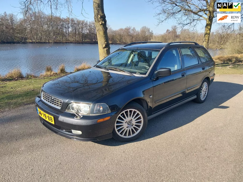 Volvo V40 1.8 Europa | nieuwe apk: 03-03-2027 |