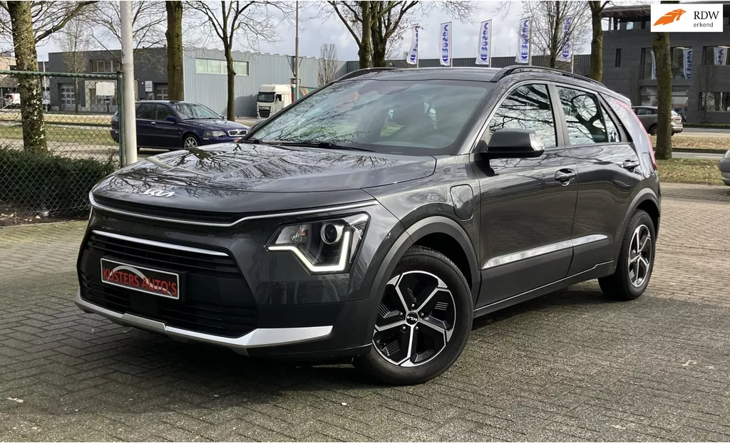 Kia Niro 1.6 GDi Hybrid DynamicLine PHEV PLUG IN Carplay camera