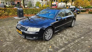 Audi A8 4.2 quattro Pro Line